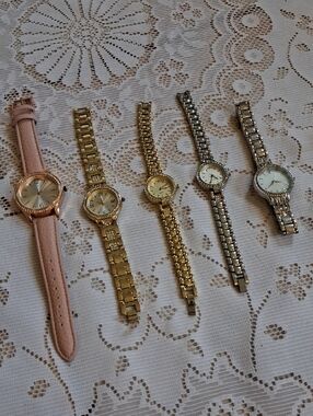 Classic Women’s Watches - Bundle